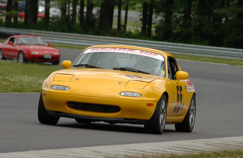 Miata at Limerock june 15 2009 (800x521).jpg